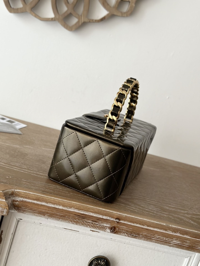 Ch**el cosmetic bags